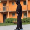 This is an image of black hoodie | Svart hoodie